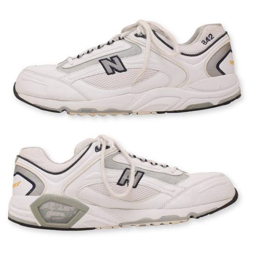 NEW BALANCE 842