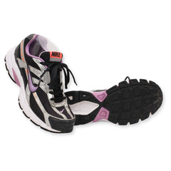 Nike Initiator