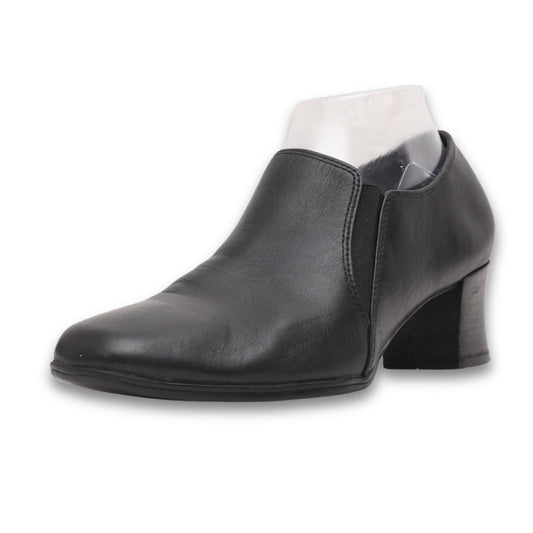 LIZ BAKER Slip On Dress Shoes With Block Heels