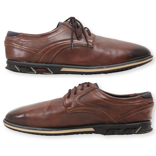 Classic LaceUp Men's Casual