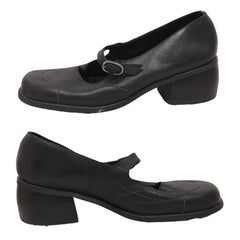 Two Lips Women's Shoes