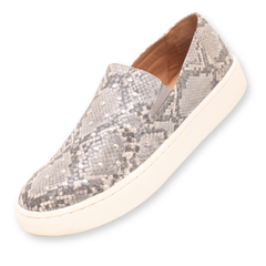 KAARI BLUE Women's Slip-On Sneaker