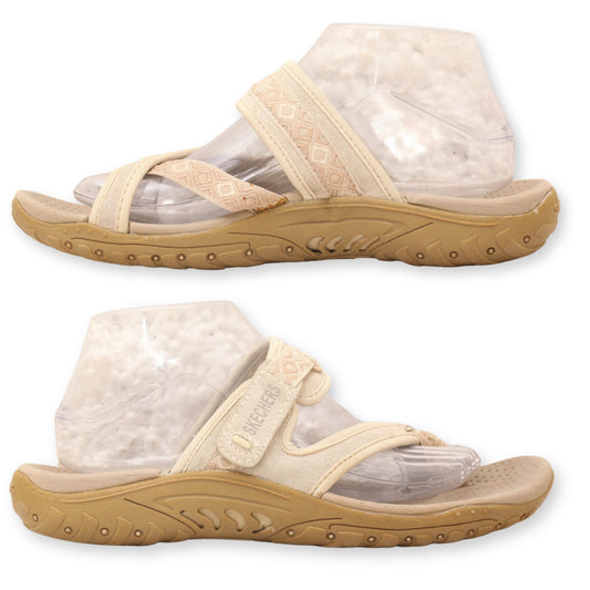 Skechers Lifestyle Women Slipper