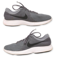 Nike Revolution 4