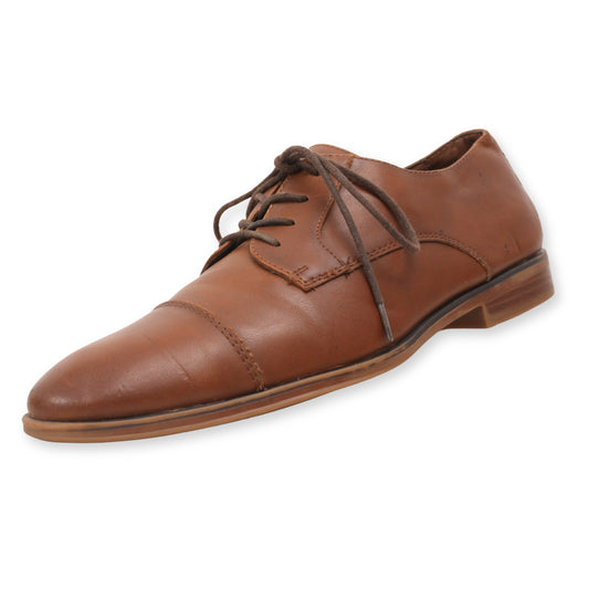 APT.9 LaceUp Men's Formal