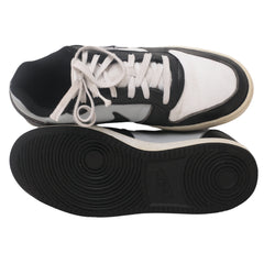 Nike Ebernon