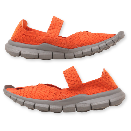 CANYON RIVER Women Sandal