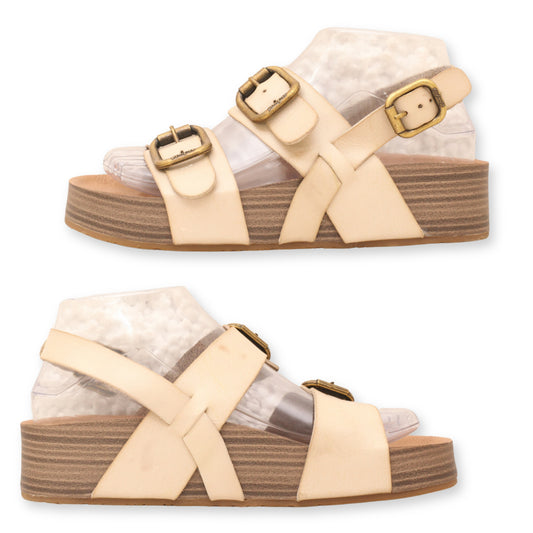 Blowfish Malibu Buckle Strap Sandal
