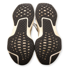 NIKE INVINCIBLE RUN 3 Women Sneaker