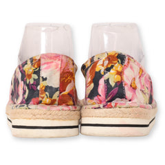 "Madden Girl" Tropical Boat