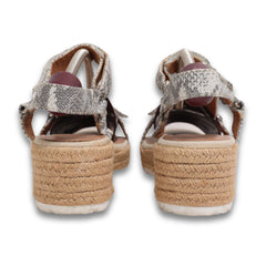 "Universal Thread" Straps Wedges