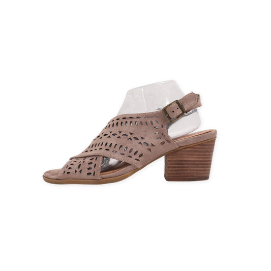 "Baretraps" Wide Flip Flop Sandals