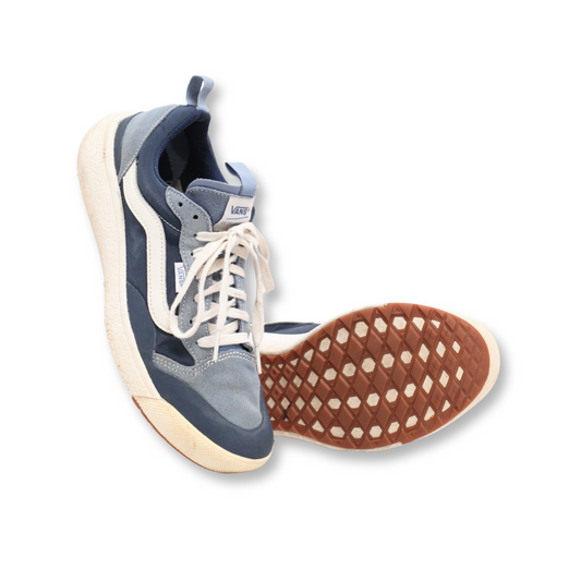 Old Skool Sneakers By "VANS" ULTRA RANGE