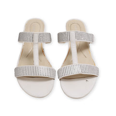 "Laura Ashley" T Straps Sandals