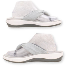 Clarks Flif Flop Casual Flats