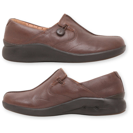 Clarks Women's Un.Loop Walk Loafers