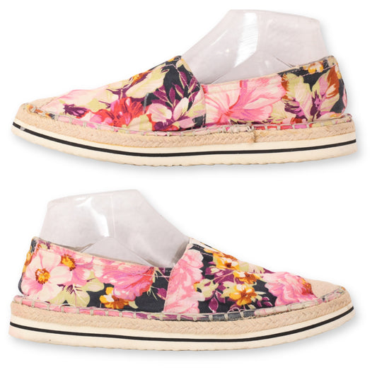 "Madden Girl" Tropical Boat