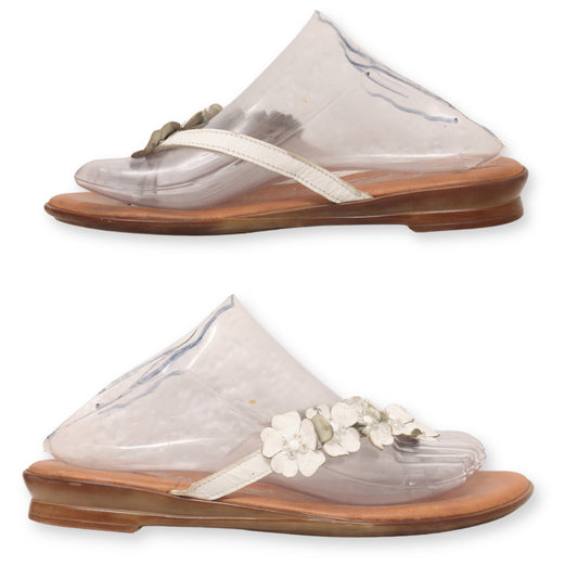 Italiana Women Flat Slipper