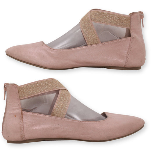 PLACE Women Cross Slide Pumps