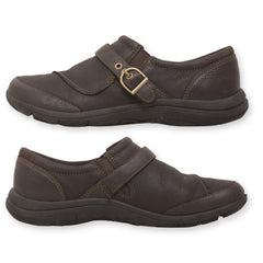 Merrell Women's Dassie Buckle Strap Shoe