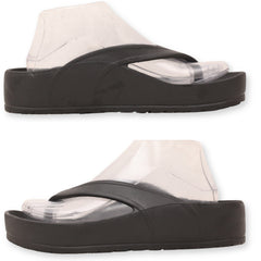 MadLove Women's Flip-Flop Slipper