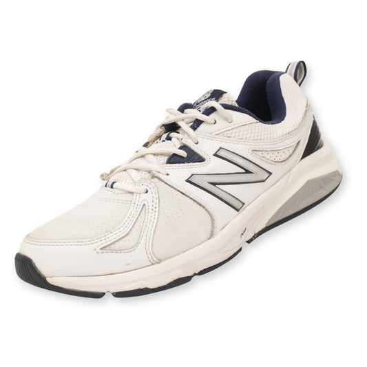 NEW BALANCE 857