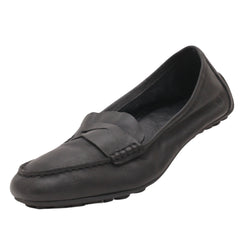 Born Women Loafer