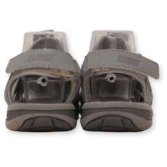 Khombu Women's bungee laces Sandal