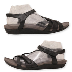 BareTraps Women Open-Toe Sandal
