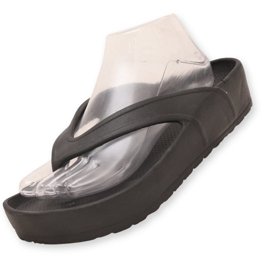 MadLove Women's Flip-Flop Slipper