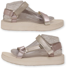 Teva Flatform Universal Sandals