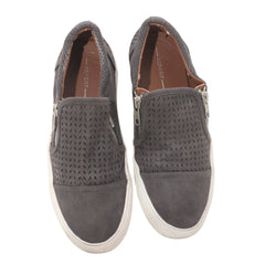 Report Women Shoes