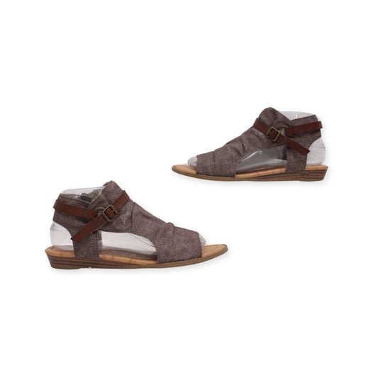 "Blow Fish" Stylish Flat Sandals