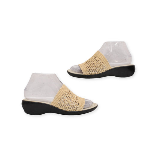 "Cabin Creek" Casual Sandals