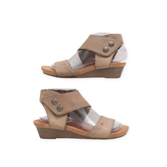"Rockport" Slid Strap Sandals