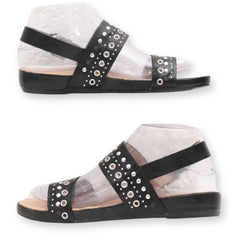 Restricted Slide Strap Flat