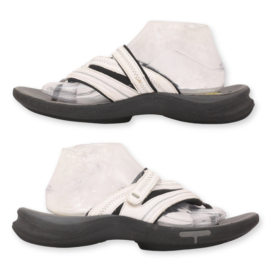 Clarks Wave Walk Slide Slippers