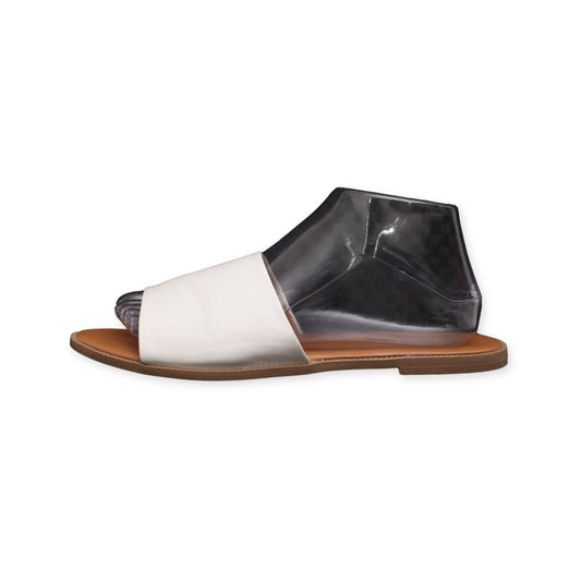 "Qupid" Slid Flats