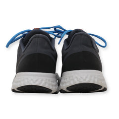 NIKE REVOLUTION 5
