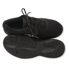NIKE REVOLUTION 4
