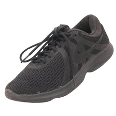 Nike Revolution 4