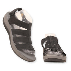 Clarks Women's Open Toe Sandals