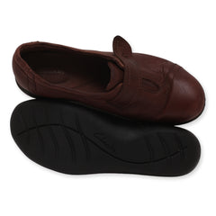 Clarks Bendables Women Straps Shoes