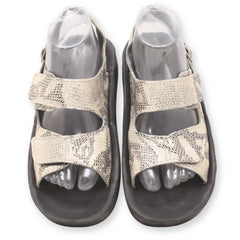 WALK THE AIR Women's Sandal