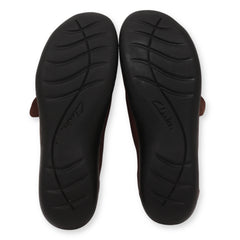 Clarks Bendables Women Straps Shoes