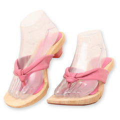 Reaction Kenneth Cole Slippers