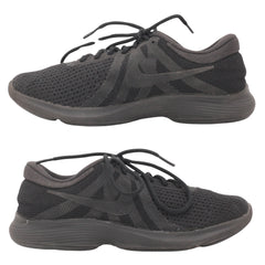 Nike Revolution 4