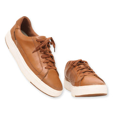 Kizik LaceUp Sneakers