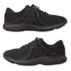 NIKE REVOLUTION 4