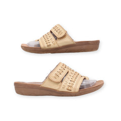 "Bare Traps" Vintage Sandals